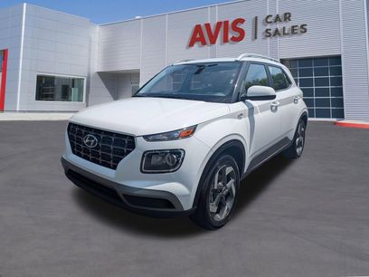 Used 2025 Hyundai Venue SEL