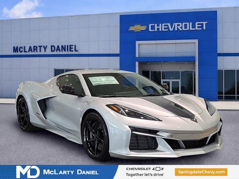 New 2026 Chevrolet Corvette E-Ray AWD/4WD image 1
