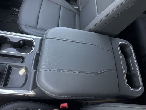 New 2026 Chevrolet Silverado 1500 LTZ w/ LTZ Premium Package AWD/4WD image 19
