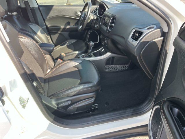 Used 2020 Jeep Compass Latitude FWD image 24