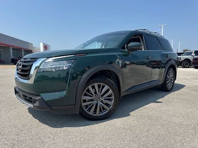 Used 2022 Nissan Pathfinder SL w/ SL Premium Package