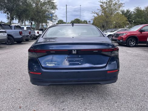 Used 2024 Honda Accord EX image 5