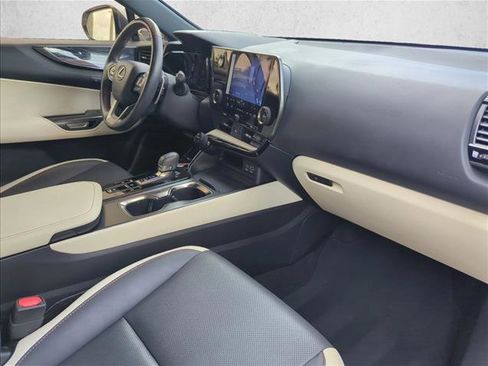 Used 2024 Lexus NX 250 FWD w/ Towing Package (2000 Lbs) image 24