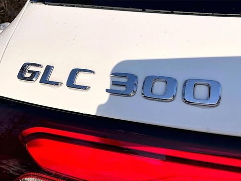 Used 2026 Mercedes-Benz GLC 300 4MATIC image 33