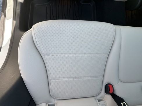 New 2026 Mercedes-Benz GLC 300 image 24
