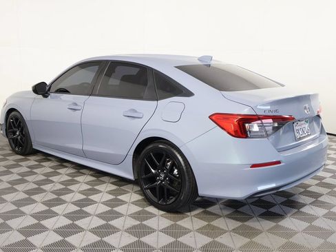 Used 2024 Honda Civic Sport image 6