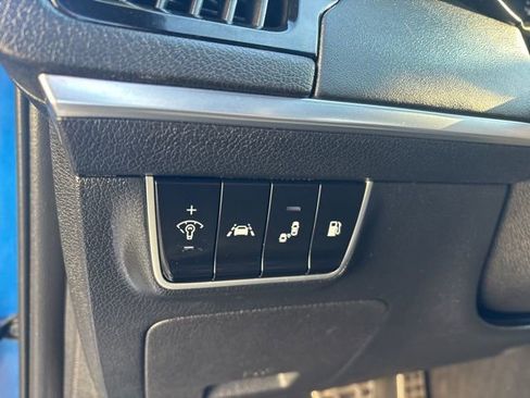 Used 2018 Kia Stinger GT1 image 13