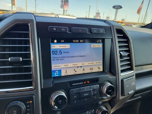 Used 2019 Ford F150 Raptor w/ Equipment Group 802A Luxury image 17