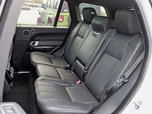 Used 2017 Land Rover Range Rover Supercharged image 31