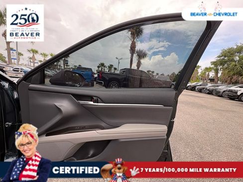 Used 2021 Toyota Camry XSE FWD image 30