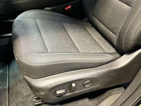 New 2025 Chevrolet Traverse LT w/ Enhanced Driving Package image 21