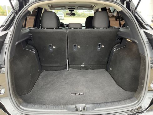 Used 2024 Nissan Kicks SR image 13