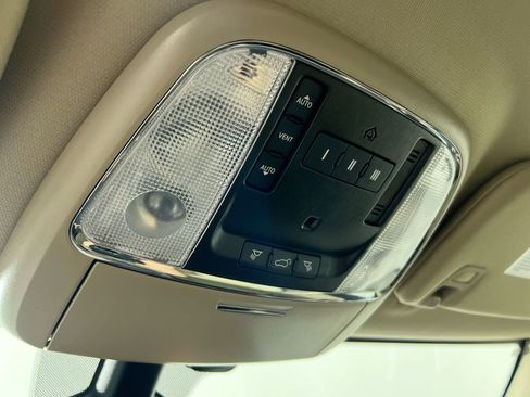 Used 2020 Jeep Grand Cherokee Limited image 19