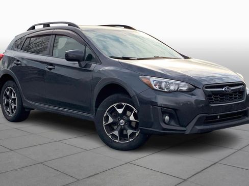 Used 2018 Subaru Crosstrek 2.0i Premium image 3