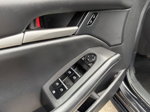 Used 2021 MAZDA MAZDA3 s image 16