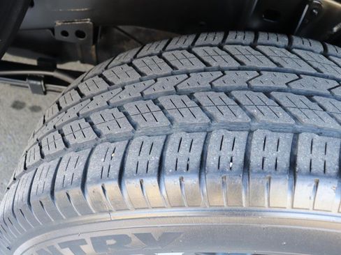 Used 2018 Toyota Tacoma TRD Sport image 72