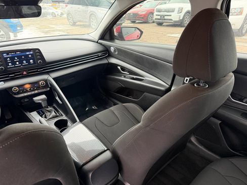 Used 2021 Hyundai Elantra SEL image 56