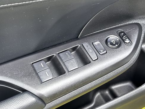 Used 2021 Honda Civic EX-L image 24