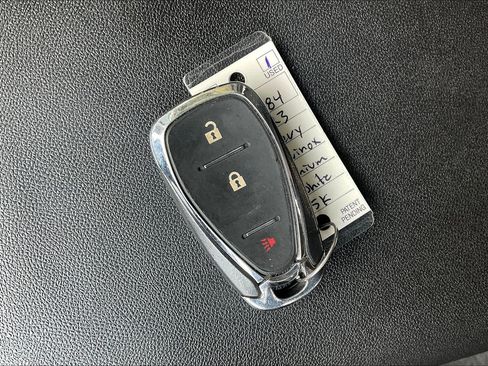 Used 2023 Chevrolet Equinox LT w/ LPO, Floor Liner Package image 23