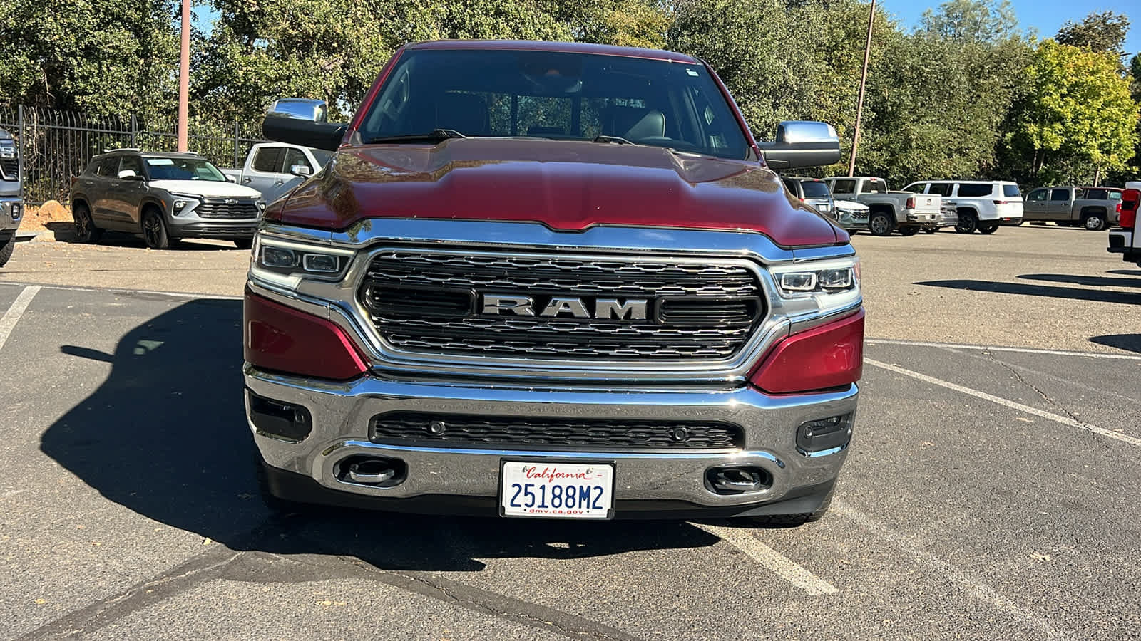 Used 2019 RAM 1500 Limited AWD/4WD image 2