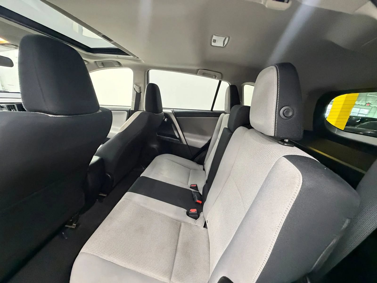 Used 2017 Toyota RAV4 XLE w/ Protection Package AWD/4WD image 32