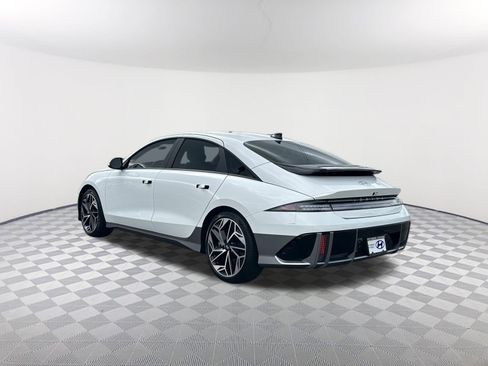 Used 2024 Hyundai Ioniq 6 SEL RWD image 9