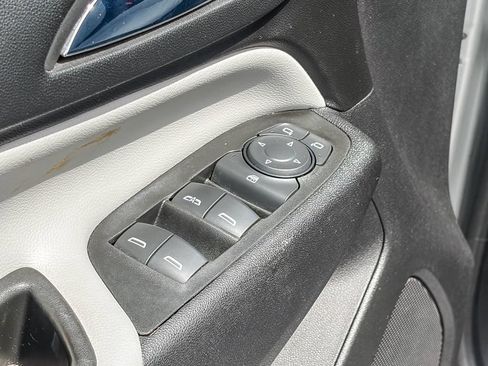 Used 2022 Chevrolet Equinox LS w/ LS Convenience Package FWD image 44