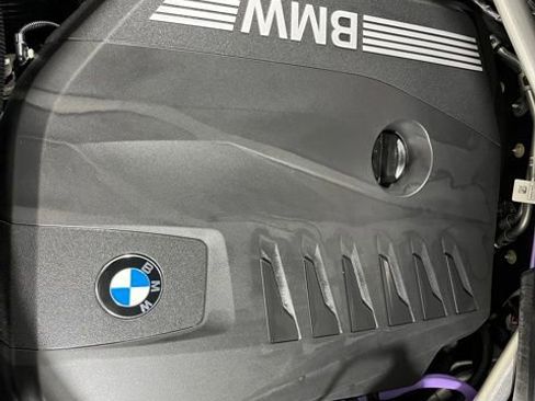 Certified 2024 BMW X5 xDrive40i w/ Executive Package image 24