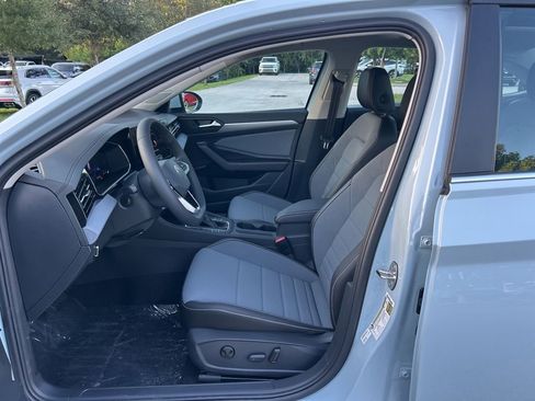 New 2026 Volkswagen Jetta SE image 9