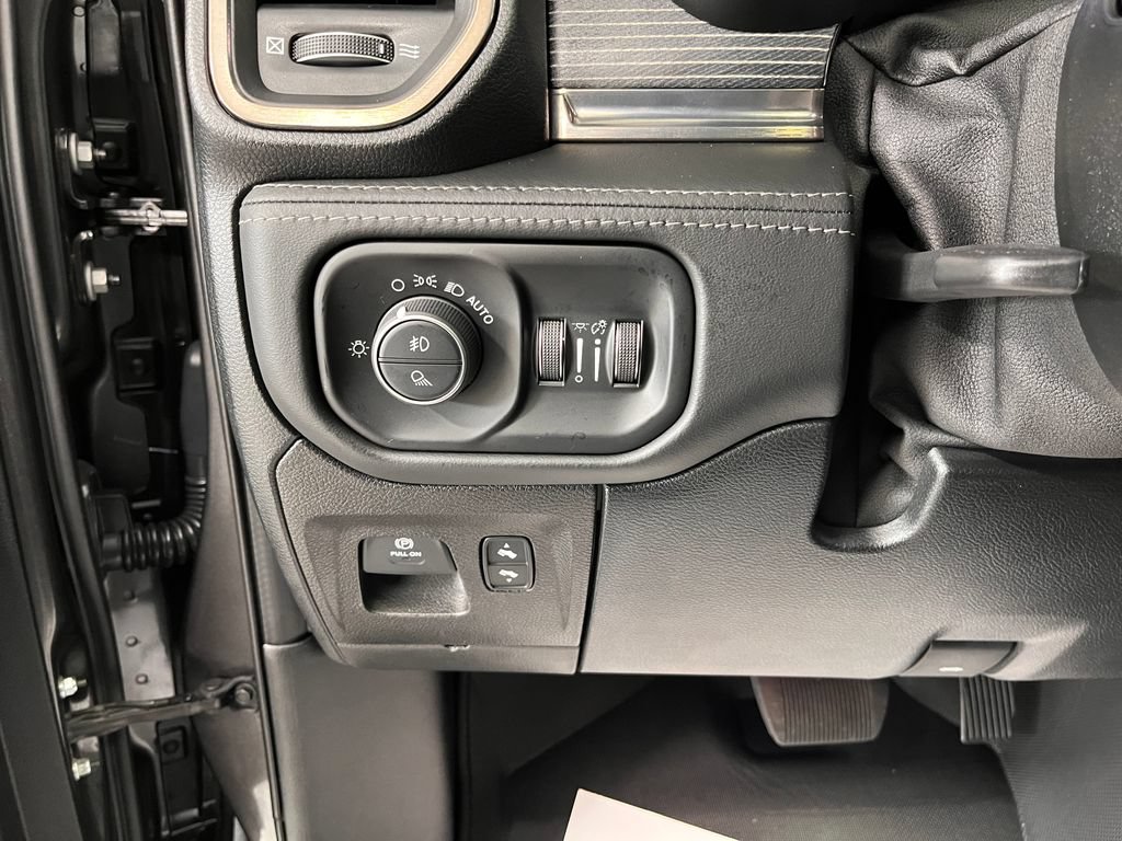 Used 2020 RAM 1500 Limited AWD/4WD image 39