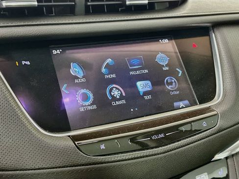 Used 2017 Cadillac XT5 Luxury w/ Driver Awareness Package AWD/4WD image 17