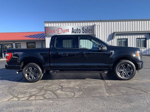 Used 2023 Ford F150 Lariat image 2