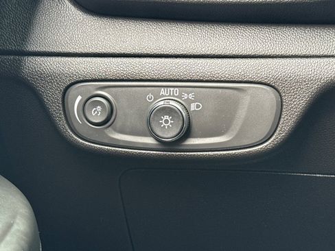 Used 2023 Chevrolet Bolt EUV LT w/ Comfort Package image 39