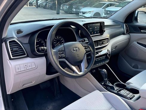 Used 2019 Hyundai Tucson SE image 17