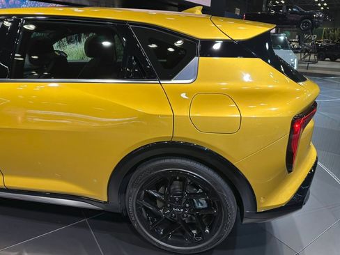 New 2026 Kia K4 GT-Line Turbo image 14