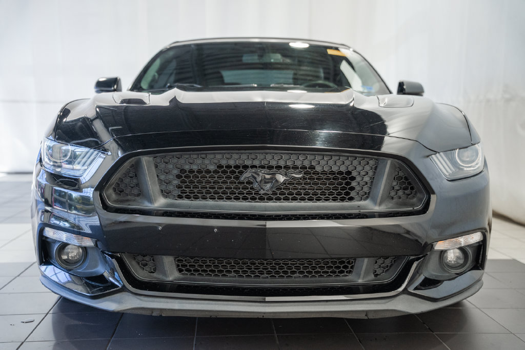 Used 2017 Ford Mustang GT Premium w/ Equipment Group 401A RWD image 2