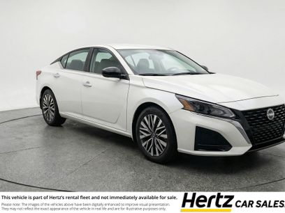 Used 2025 Nissan Altima 2.5 SV