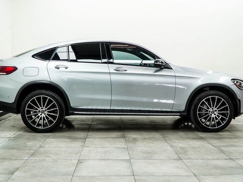Used 2022 Mercedes-Benz GLC 300 4MATIC Coupe image 10