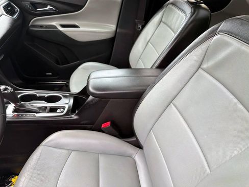 Used 2018 Chevrolet Equinox Premier AWD/4WD image 8