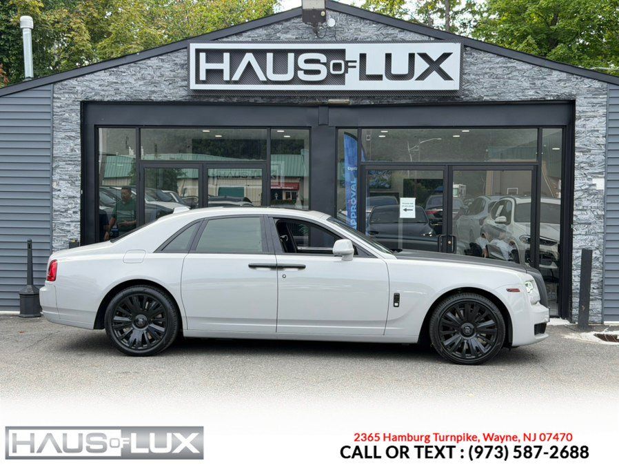 Used 2018 Rolls-Royce Ghost RWD image 27