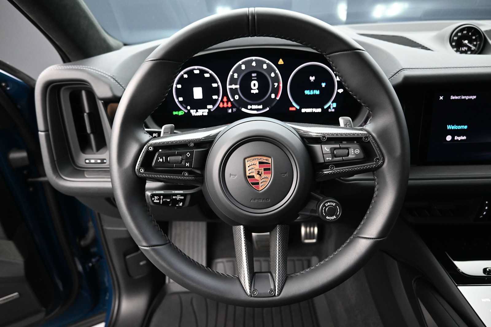 Certified 2026 Porsche Cayenne GTS AWD/4WD image 9