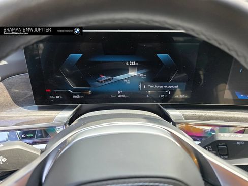 Certified 2023 BMW i7 xDrive60 w/ Parking Assistance Package AWD/4WD image 19