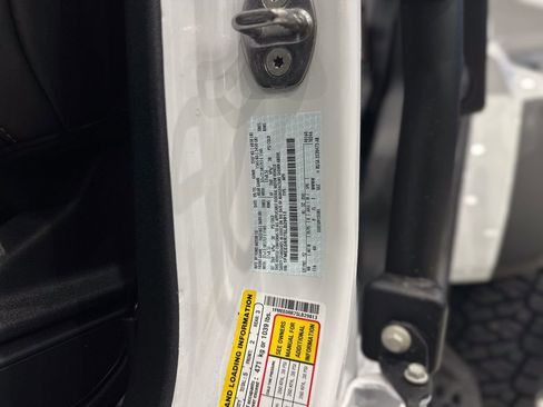 New 2025 Ford Bronco Raptor w/ Interior Carbon Fiber Pack image 90