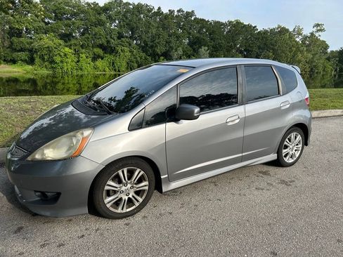 Used 2010 Honda Fit Sport image 2