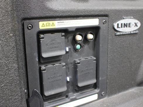 Used 2023 Ford F150 Lariat AWD/4WD image 26