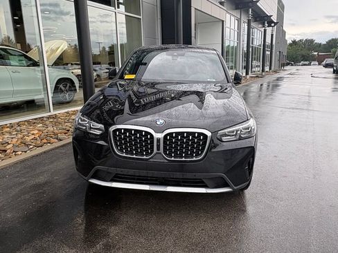 Used 2025 BMW X4 xDrive30i w/ Premium Package AWD/4WD image 3