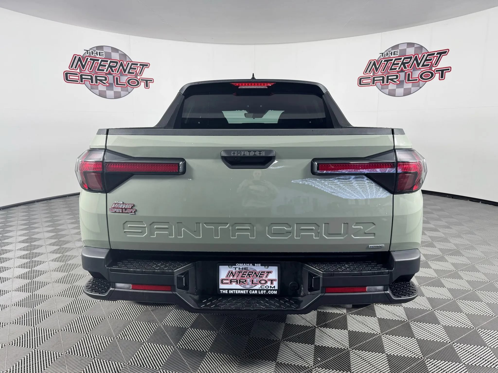 Used 2025 Hyundai Santa Cruz SE AWD/4WD image 6