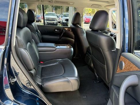 Used 2017 INFINITI QX80 Base image 15