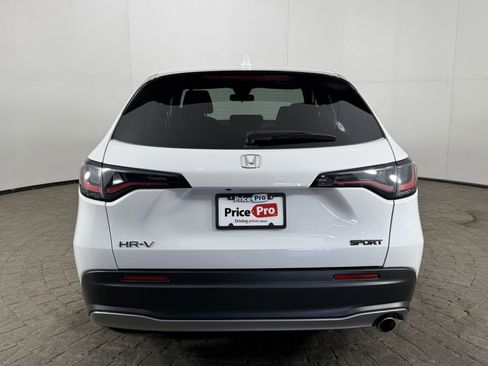 Used 2024 Honda HR-V Sport image 6