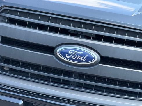 Certified 2019 Ford F150 XL w/ Heavy-Duty Payload Package RWD image 19
